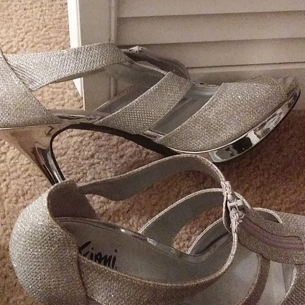 Shoes - Picture 2 of 2